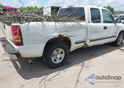 2000 Chevrolet Silverado 1500 Ls из США, поврежденный, VIN 2GCEC19VXY1133656